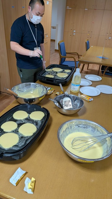 パンケーキ作りとワールドカップ日本代表の応援!
